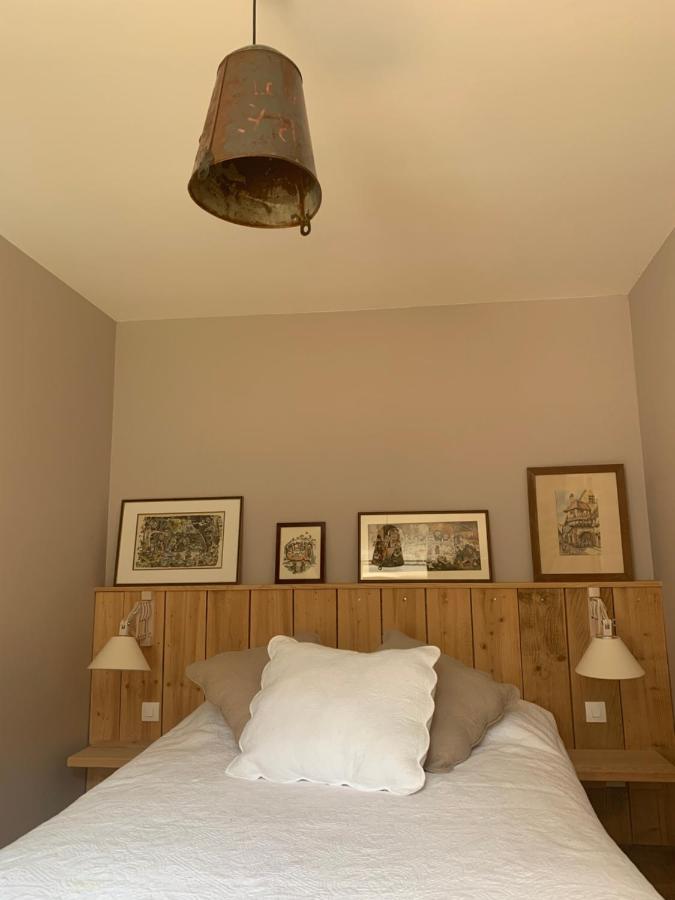 Les Hirondelles Apartment